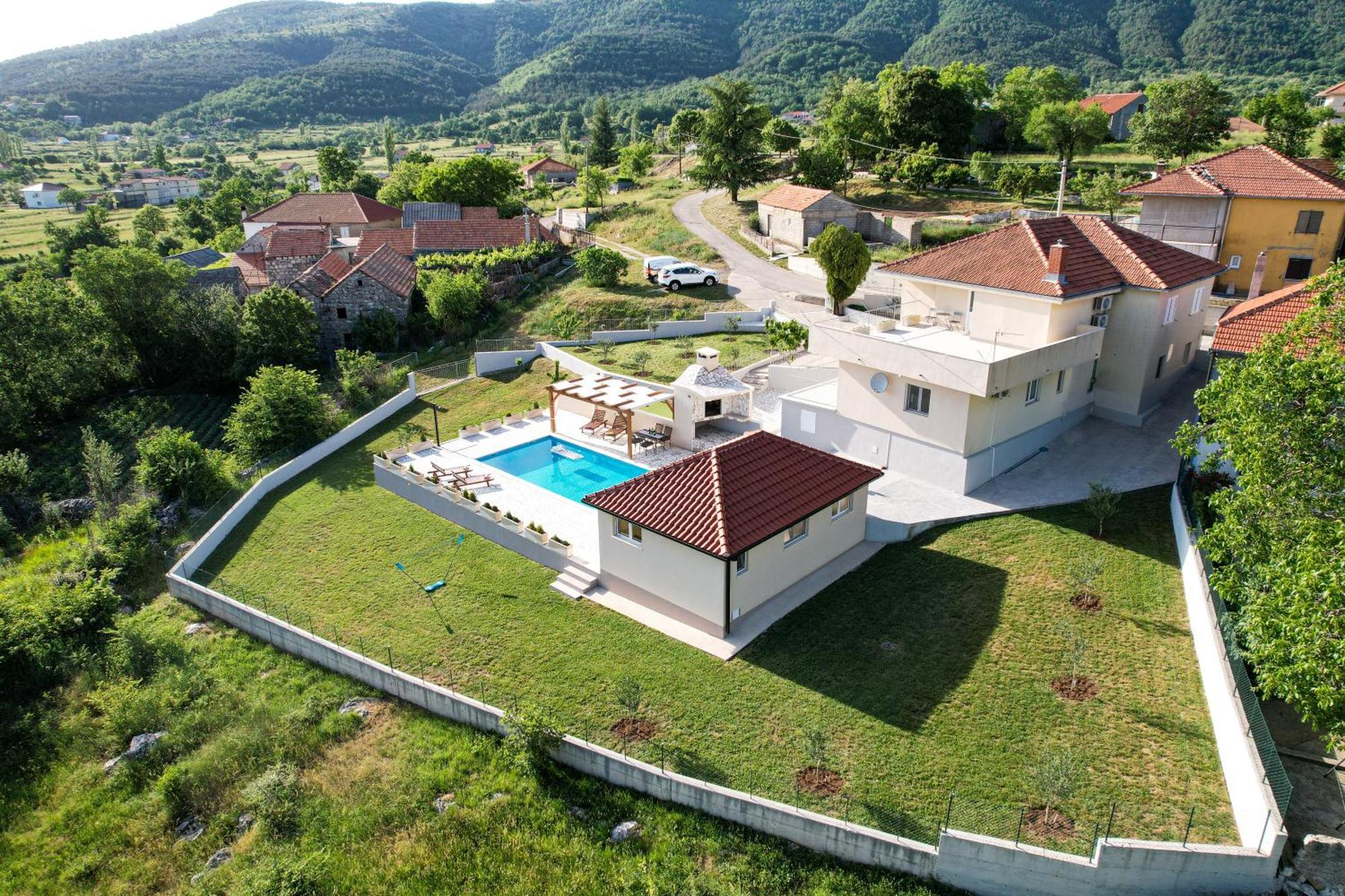 Villa Gorana For 10 With Large Private Pool Sutina Buitenkant foto